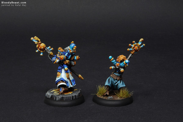 Artificer General Nemo & Storm Chaser Adept Caitlin Finch painted by Rafal Maj (BloodyBeast.com)